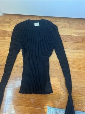 Dissh Ribbed Long-Sleeve Women's Sweater